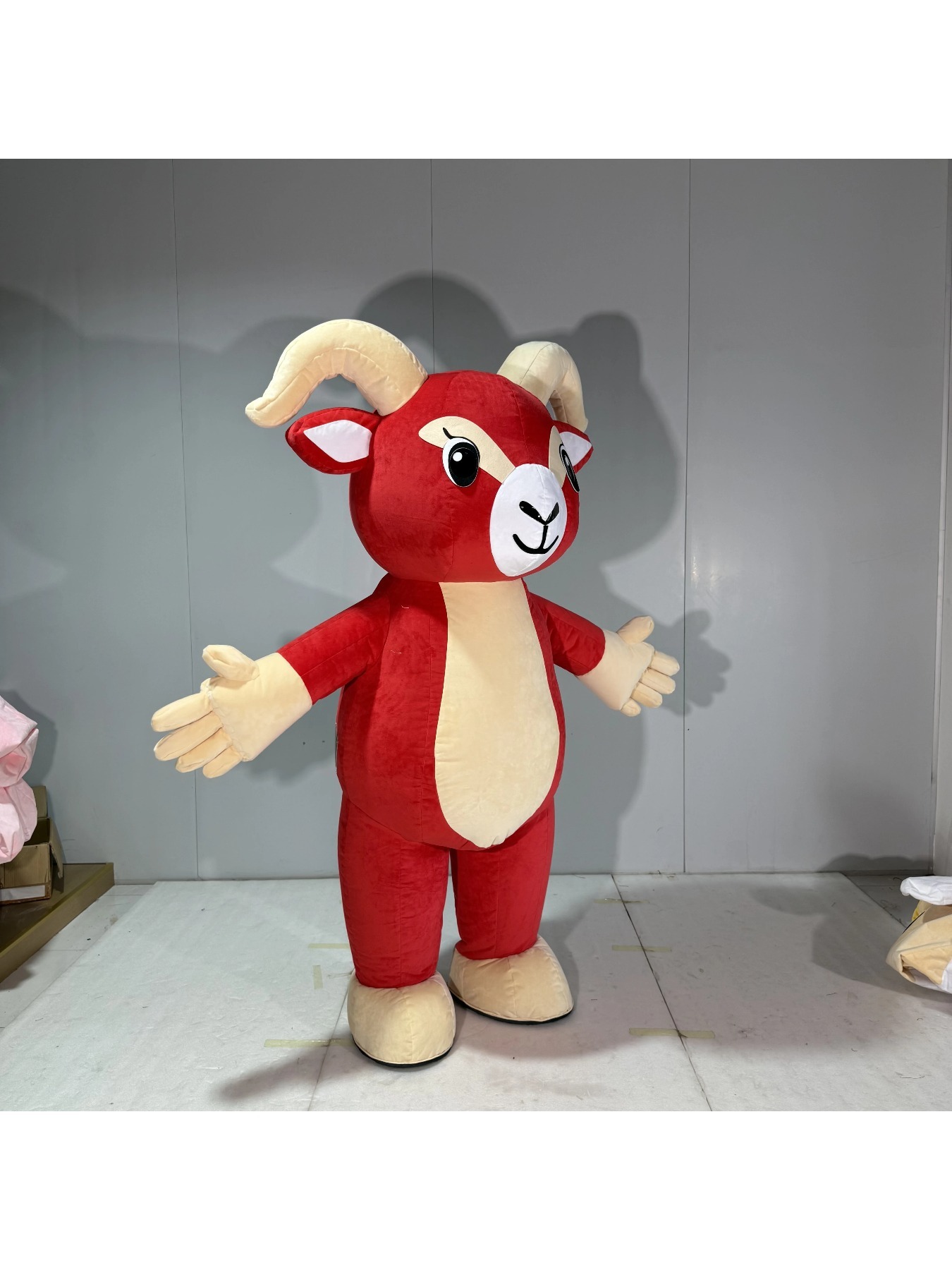Inflatable Red Goat Mascot Cos - đánh giá và giá Suits